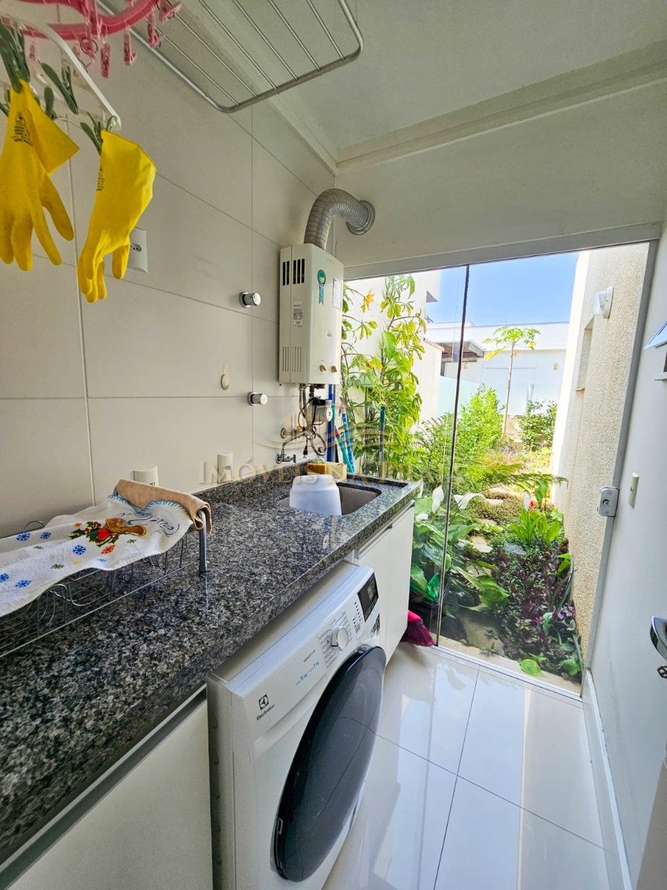 Foto 7 — Casa em Condomínio no Las Palmas.