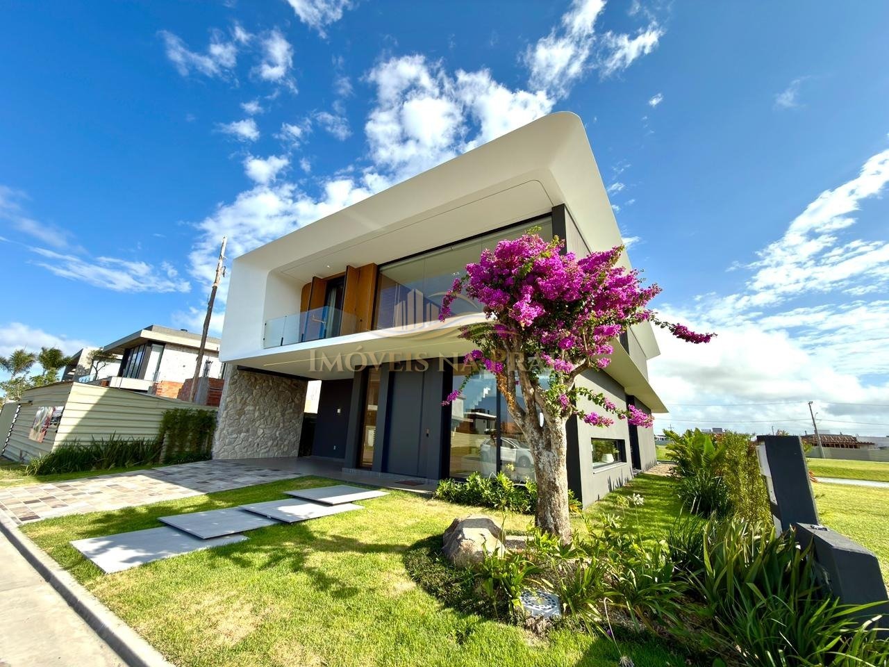 Casa em Condomínio no Amare.