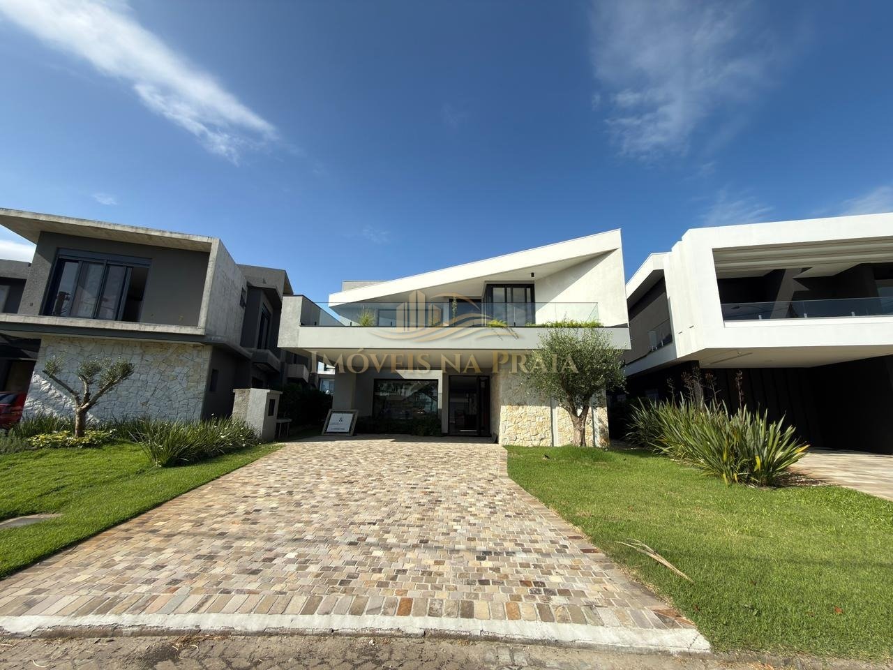 Casa em Condomínio no Sense Xangri-Lá.