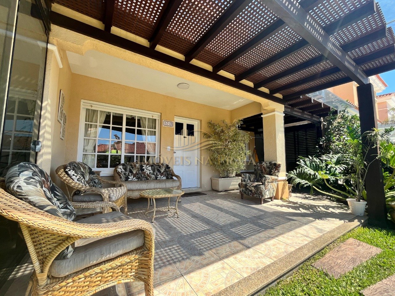 Casa em Condomínio no Villas Resort.