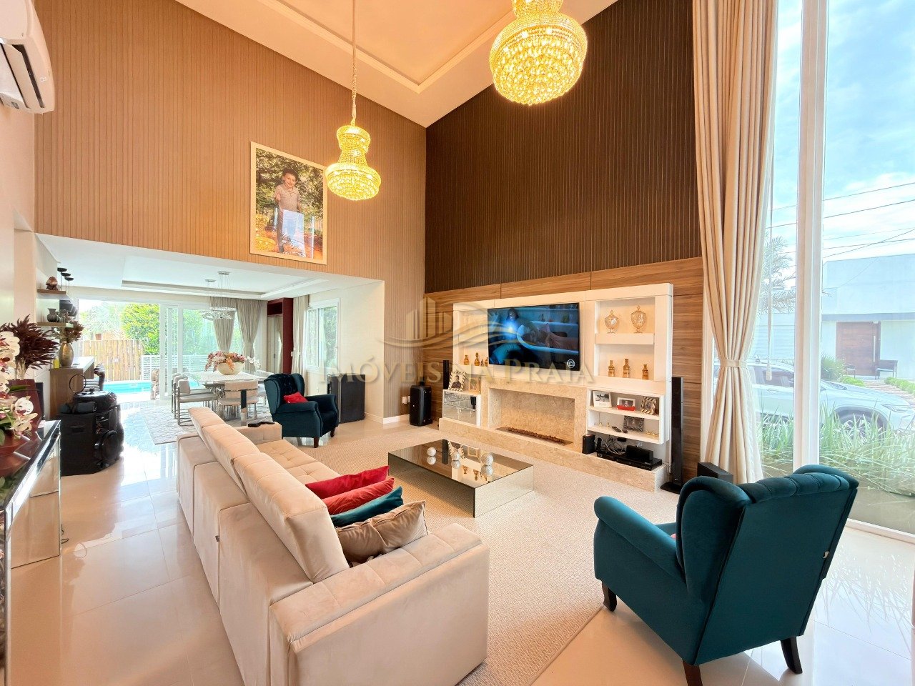Foto 3 — Casa em Condomínio no Las Palmas.