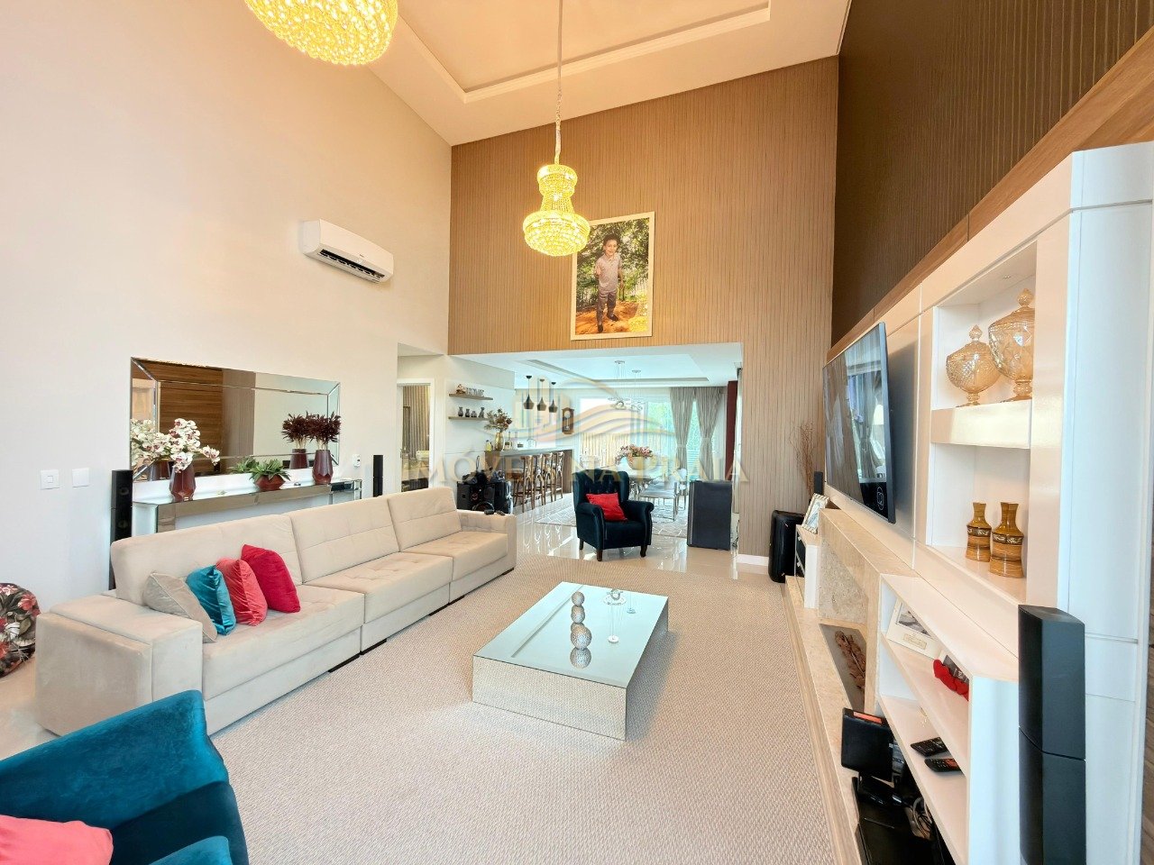 Foto 5 — Casa em Condomínio no Las Palmas.
