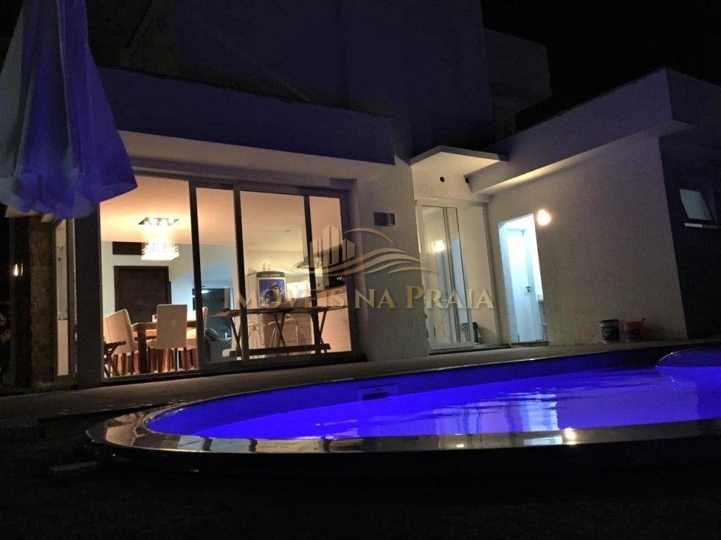 Foto 8 — Casa em Condomínio no Quintas do Lago.