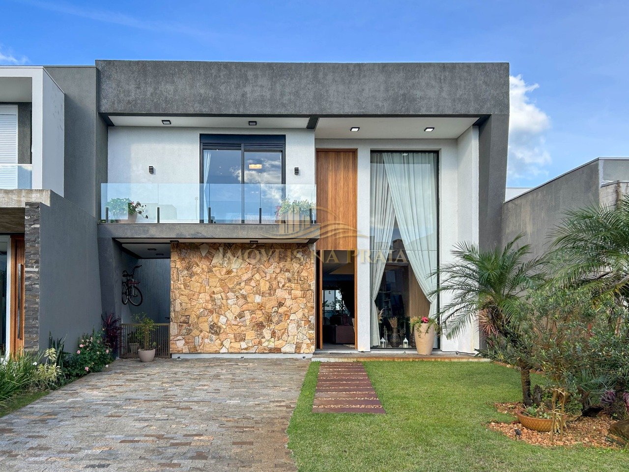 Casa em Condomínio no Blue Xangri-Lá.