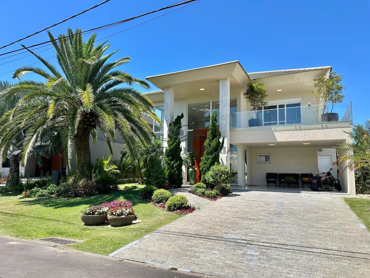Casa em Condomínio no Villaggio Atlântida.