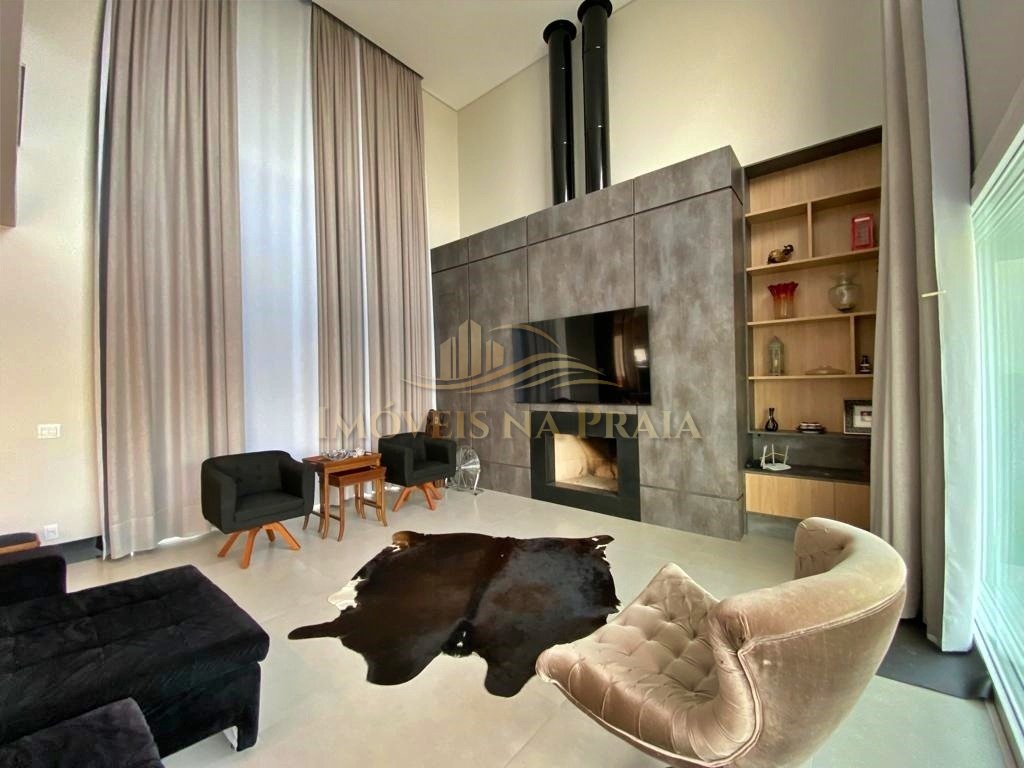 Foto 6 — Casa em Condomínio no Quintas do Lago.