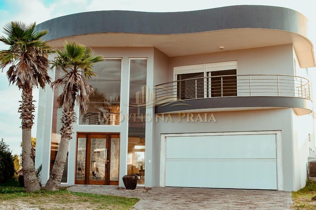 Casa em Condomínio no Riviera Xangri-Lá.