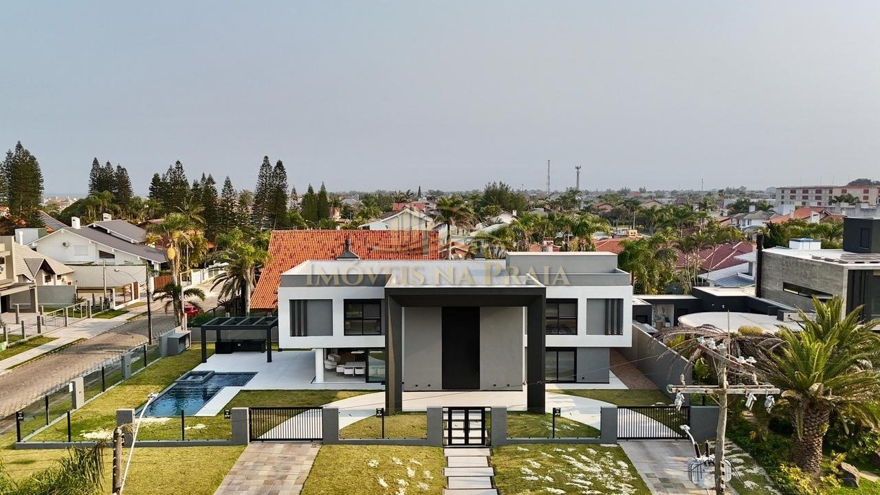 Casa 5 Dormitório(s) Bairro Atlântida
