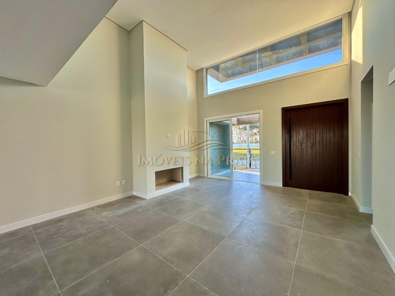 Foto 4 — Casa em Condomínio no Allure Beach Condo.