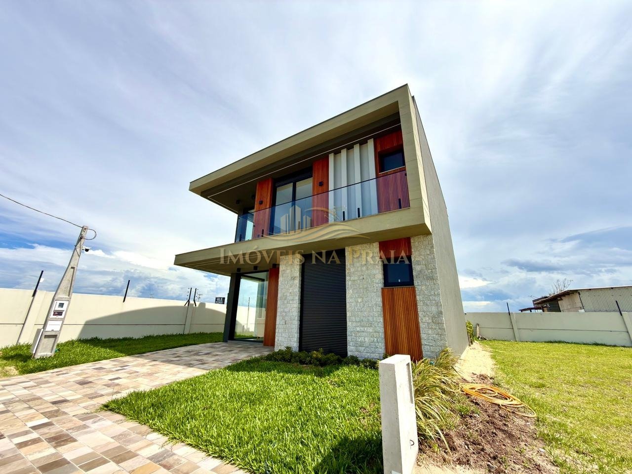 Foto 2 — Casa em Condomínio no Allure Beach Condo.