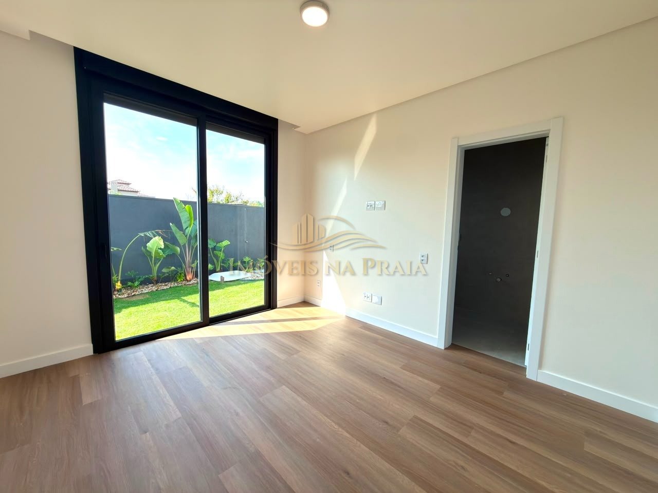 Foto 3 — Casa com 3 dormitórios em Atlântida.