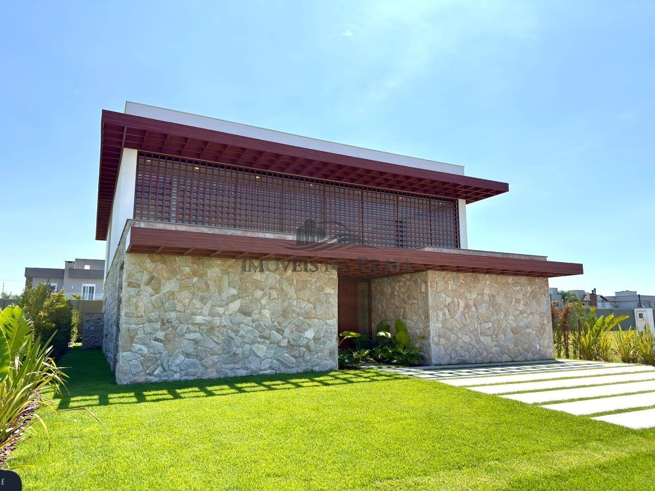 Casa em Condomínio no Los Cobos.