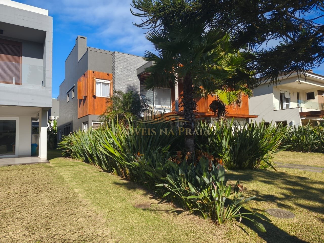 Foto 4 — Casa em Condomínio no La Plage.