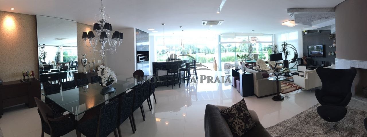 Foto 2 — Casa em Condomínio no Bosques de Atlântida.