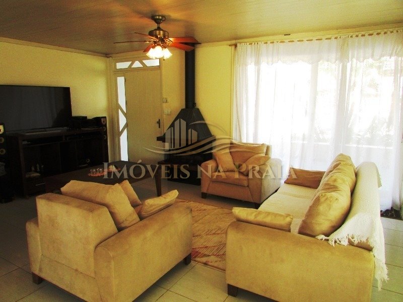 Foto 5 — Casa 3 dormitórios no bairro Atlântida