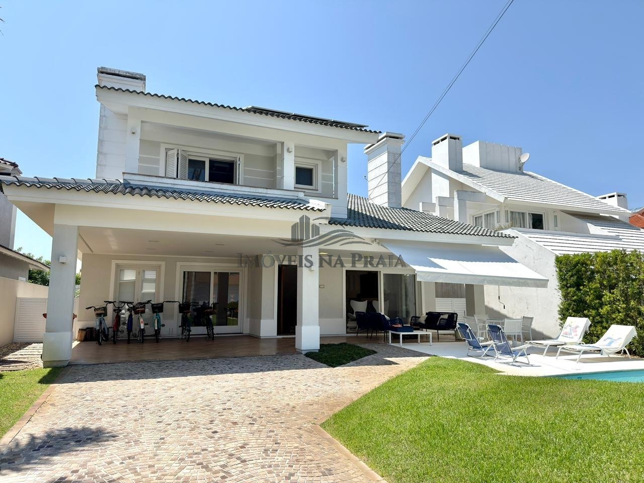Casa em Condomínio no Atlântida Lagos Park.