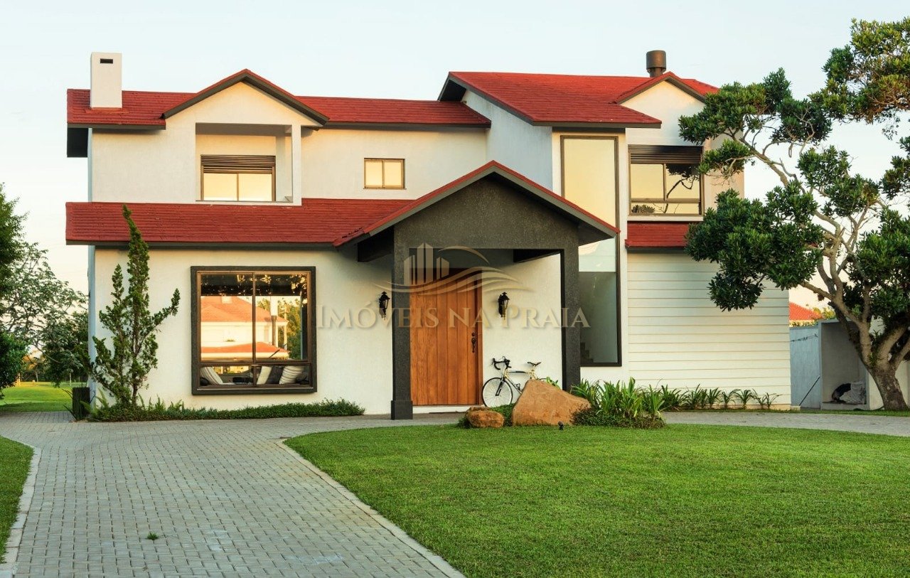 Casa em Condomínio no Green Village.