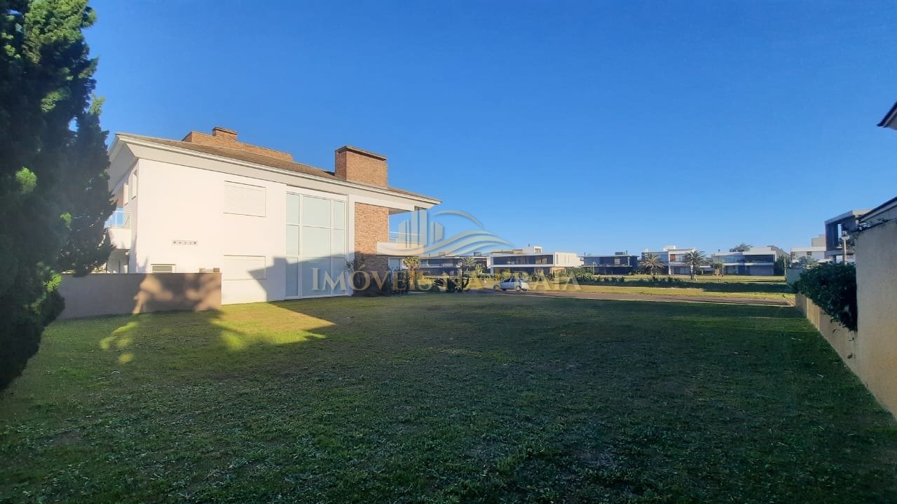 Foto 7 — Casa em Condomínio no Playa Vista.