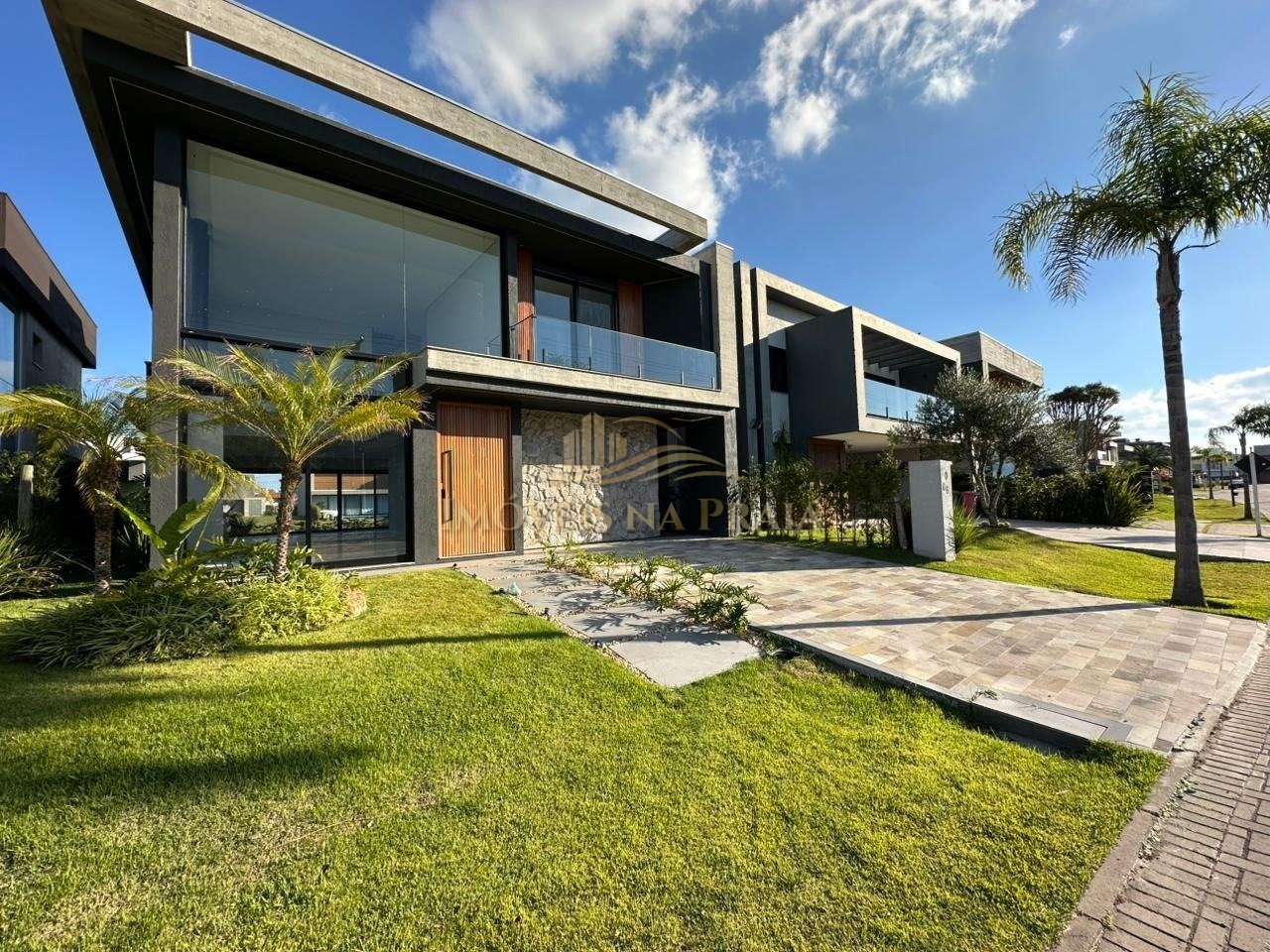 Foto 2 — Casa em Condomínio no Sunset.